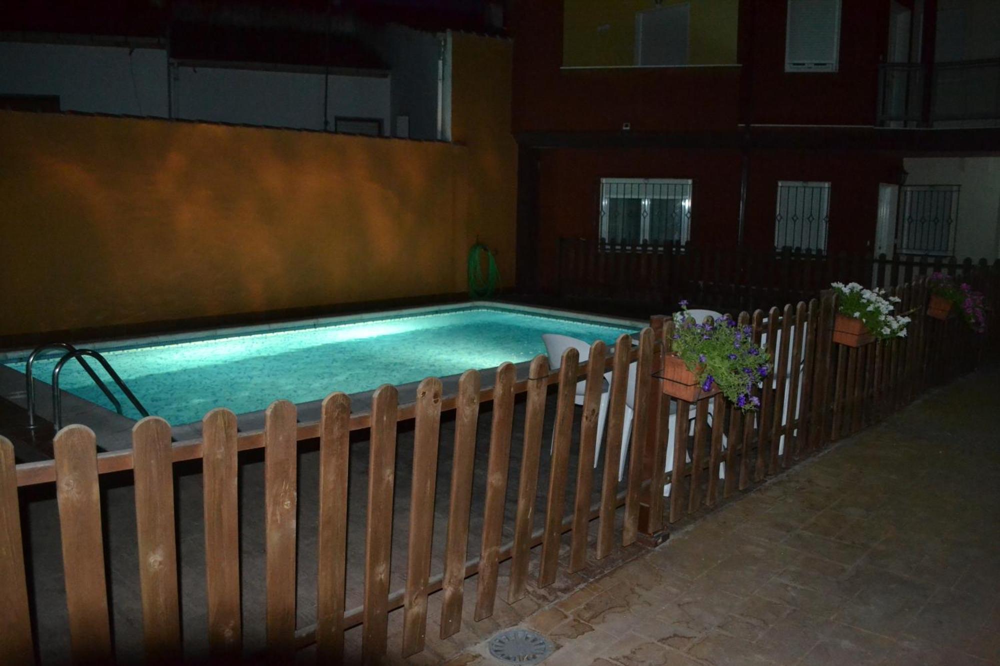 Apartamentos Alcazar De Baeza Exterior photo